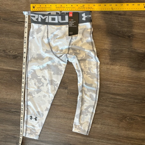 Under Armour Heatgear Compression & Sm Hanes Comfort Flex Fit Boxers Med NWT - Picture 4 of 11